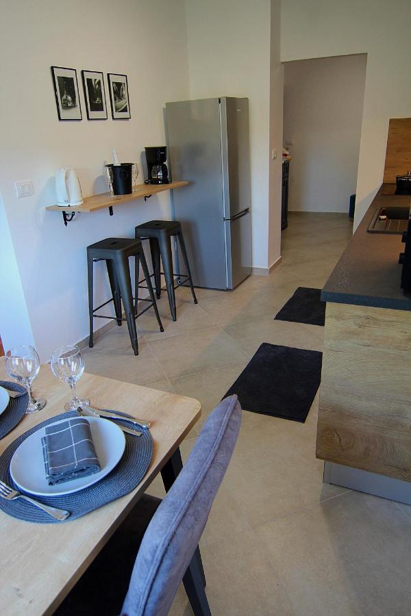 Apartman Stella Veruda Apartment พูลา ภายนอก รูปภาพ